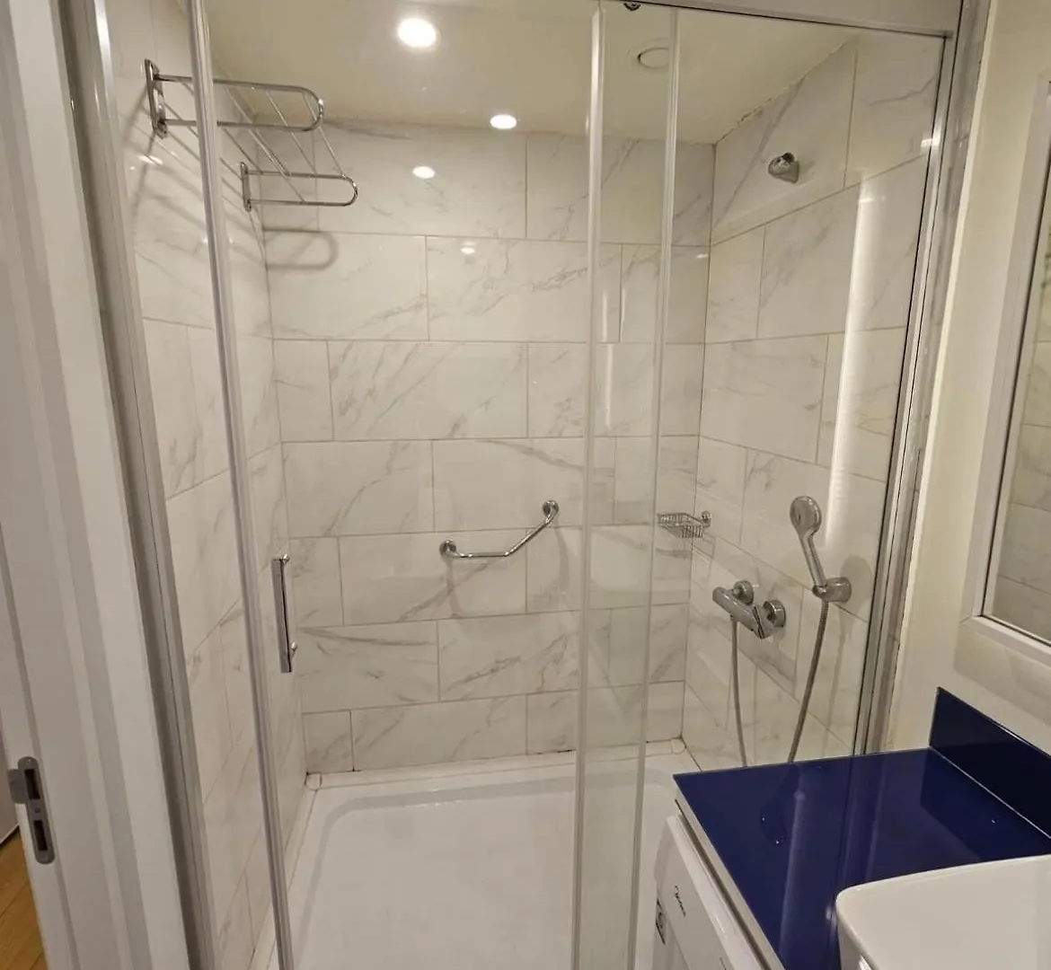 Luxury Class Aparthotel Batumi